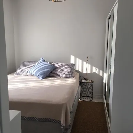 Site Ici Daire, Karsiyaka Sahile Yakin , Lux ,ferah 1+1 Studio. شقة *
