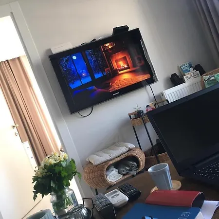 Site Ici Daire, Karsiyaka Sahile Yakin , Lux ,ferah 1+1 Studio. * Izmir