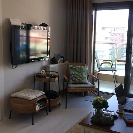 Site Ici Daire, Karsiyaka Sahile Yakin , Lux ,ferah 1+1 Studio. Daire İzmir